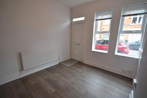 2 bedroom terraced house to rent, Edward Road, Leicester