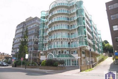 2 bedroom apartment for sale, Station Road, New Barnet, EN5