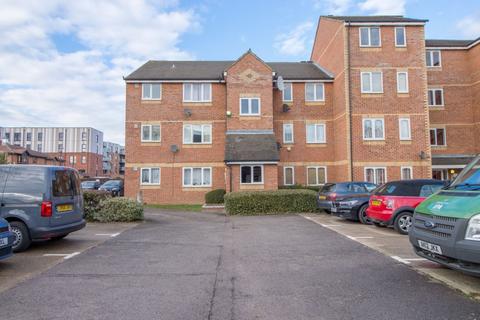 1 bedroom flat for sale, Linwood Crescent, Enfield, EN1