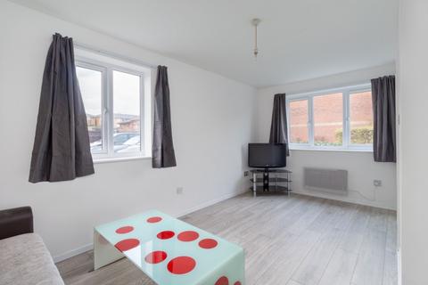 1 bedroom flat for sale, Linwood Crescent, Enfield, EN1