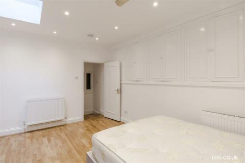 1 bedroom flat to rent, Church Street, Marylebone, NW8