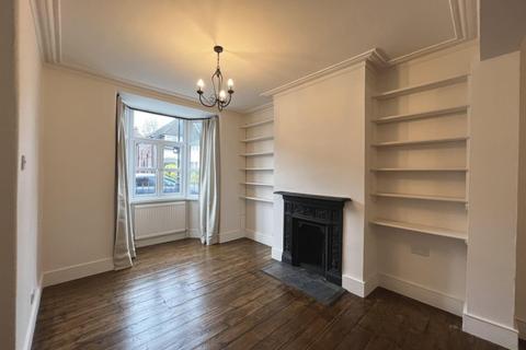 3 bedroom cottage to rent, Compton Terrace, Hoppers Road, N21