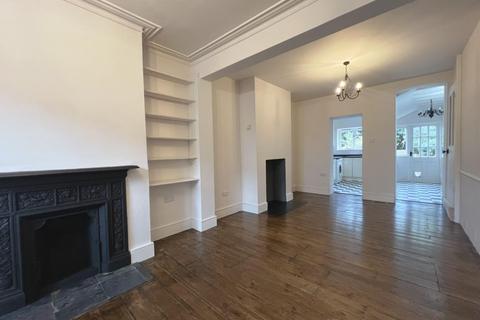 3 bedroom cottage to rent, Compton Terrace, Hoppers Road, N21