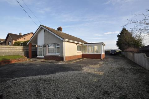 2 bedroom detached bungalow for sale, Station Road, St. Clears, Carmarthen