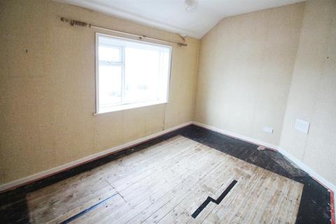 2 bedroom terraced house for sale, Common Lane, Leeds LS25