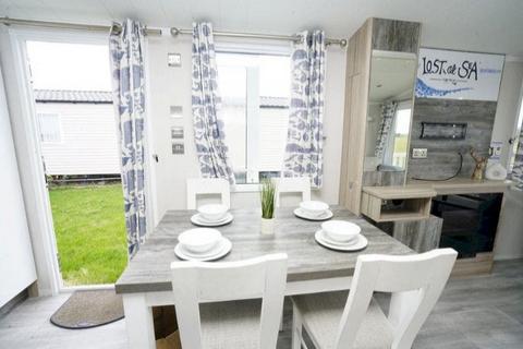 3 bedroom static caravan for sale, Chichester Lakeside Holiday Park