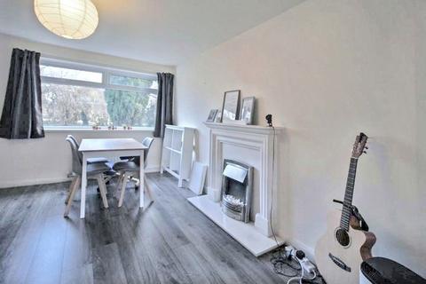 3 bedroom terraced house for sale, Epsom Court, Kingston Park, Newcastle upon Tyne, Tyne and Wear, NE3 2UN