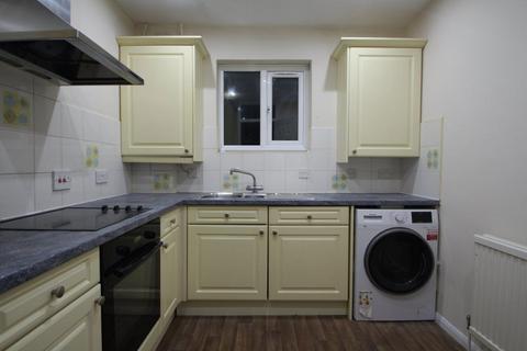 1 bedroom maisonette to rent, Queens Street, Brentwood