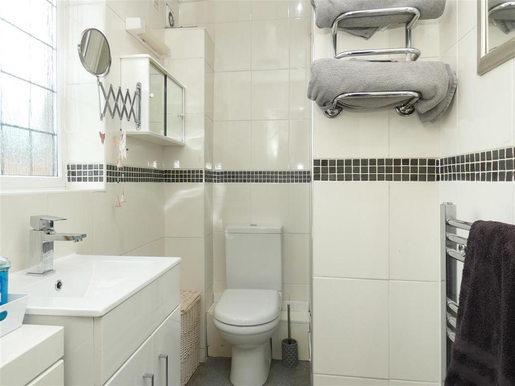 Ensuite