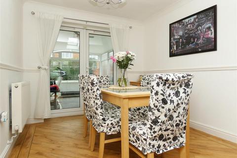 10 Alberta Grove, Prescot, L34 1PX