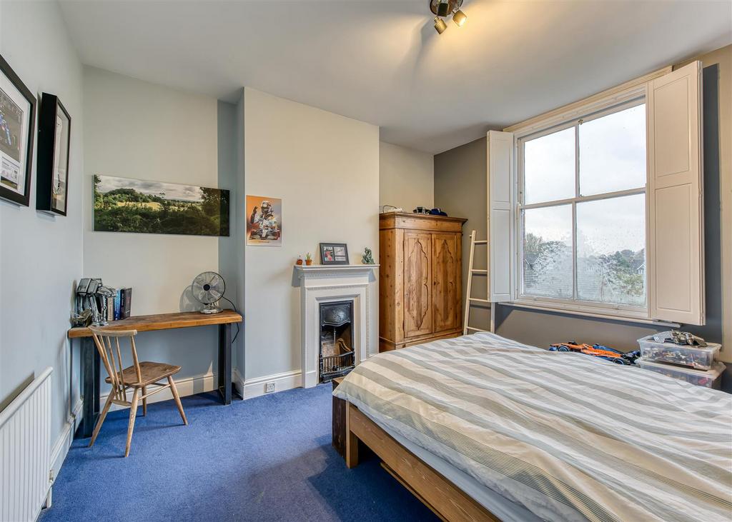 16 Church Hill Road-bed3.jpg