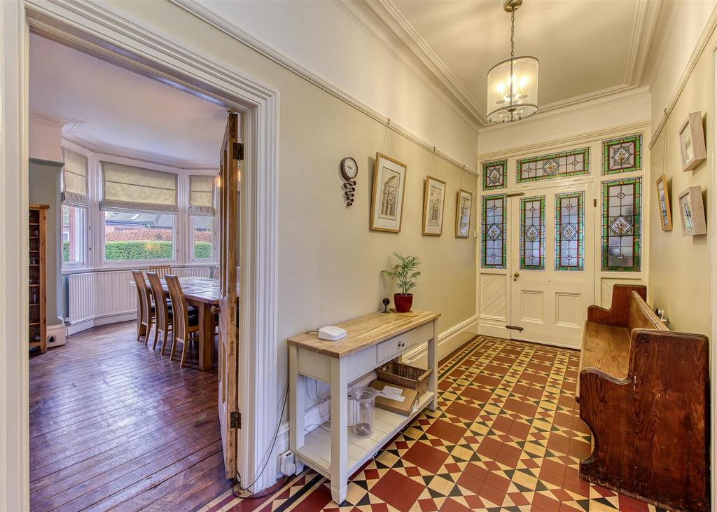 16 Church Hill Road-hall1.jpg