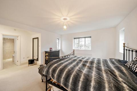 5 bedroom detached house for sale, Scotts Lane, Bromley