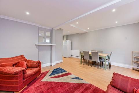 2 bedroom flat to rent, Wandsworth Road, Clapham, SW8