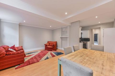 2 bedroom flat to rent, Wandsworth Road, Clapham, SW8