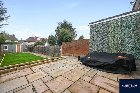 22 Bourne View, Greenford, UB6 7QT