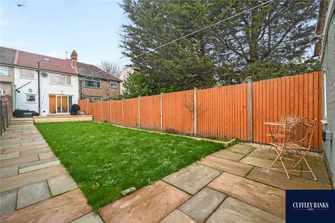 22 Bourne View, Greenford, UB6 7QT