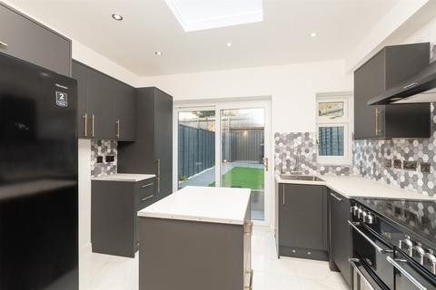 16 Wheeler Close, Dartford, DA1 5UL