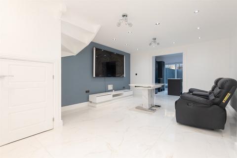16 Wheeler Close, Dartford, DA1 5UL