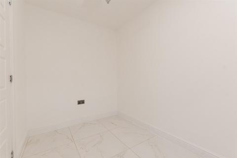 16 Wheeler Close, Dartford, DA1 5UL