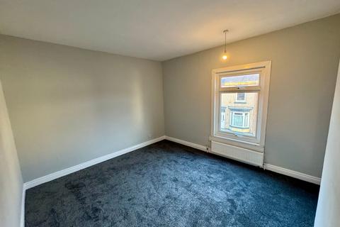 2 bedroom terraced house to rent, Thirlmere Road, Darlington DL1