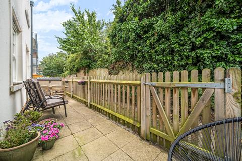 2 bedroom flat for sale, Clarence Road, Herne Bay, CT6