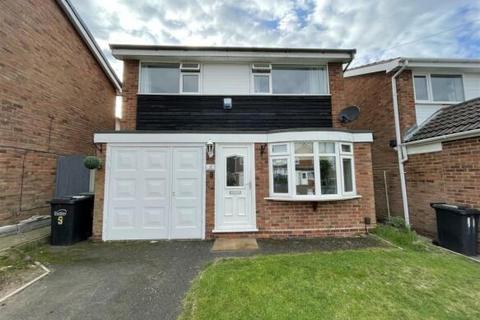 3 bedroom detached house for sale, Clyde Avenue, Halesowen B62