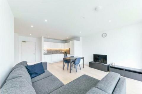 2 bedroom property for sale, 25 Royal Crest Ave.