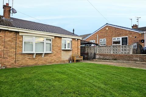 2 bedroom semi-detached bungalow for sale, Ringwood Way, Pontefract WF9