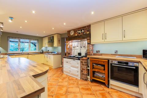 3 bedroom detached house for sale, Beaudesert Park, Birmingham Road, Henley-in-Arden, B95