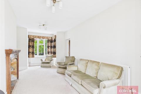 4 bedroom detached house for sale, Stepney Close, Scarborough