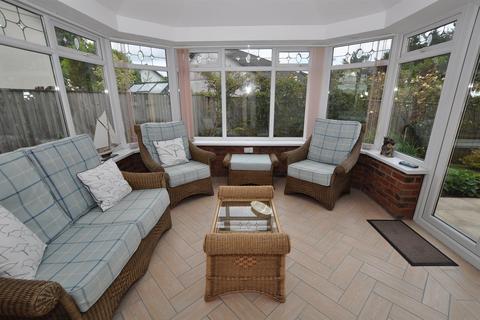 5 Cae Glas, St Clears, Carmarthen, SA33 4EY
