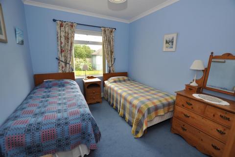 5 Cae Glas, St Clears, Carmarthen, SA33 4EY