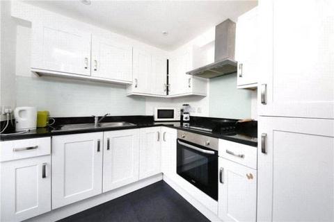 3 bedroom apartment to rent, East India Dock Road, London, E14