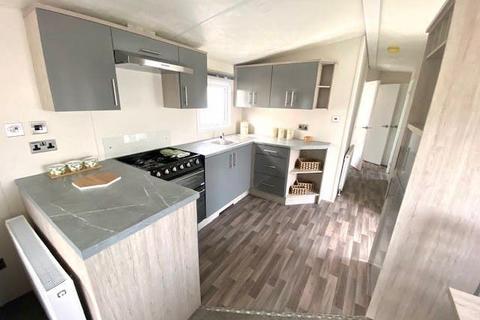 3 bedroom static caravan for sale, Dovercourt Holiday Park