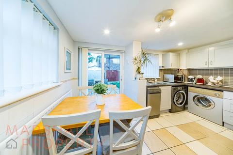 4 Barkerville Close, Liverpool, L13 9BD