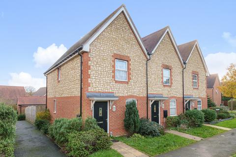 2 bedroom end of terrace house for sale, Leachman Way, Petersfield GU31