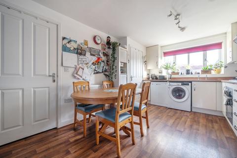 2 bedroom end of terrace house for sale, Leachman Way, Petersfield GU31