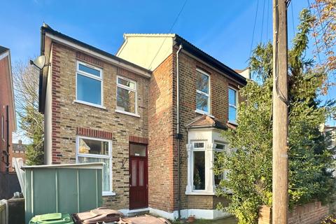 7 bedroom end of terrace house for sale, Saville Road, Chadwell Heath, RM6