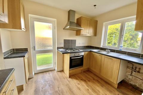 3 bedroom detached house for sale, Milford Avenue, Stony Stratford