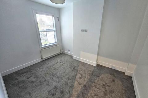 2 bedroom maisonette for sale, Whitestile Road, Brentford, TW8 9NJ