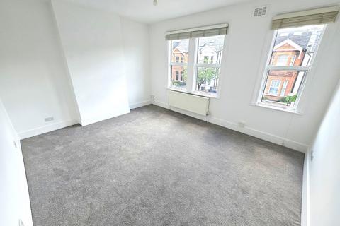 2 bedroom maisonette for sale, Whitestile Road, Brentford, TW8 9NJ