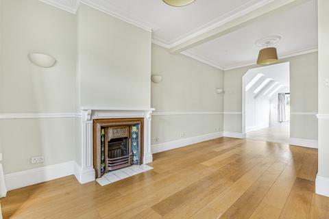 undefined, St. Margarets Road, Twickenham, TW1