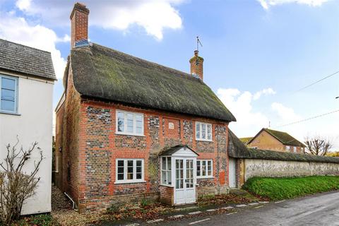 3 bedroom detached house for sale, Wilsford, Pewsey