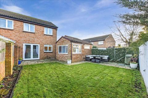 3 bedroom semi-detached house for sale, Penhale Gardens, Titchfield Common