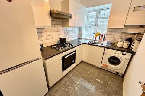 2 bedroom apartment to rent, Beresford Court, Somerhill Road, Hove