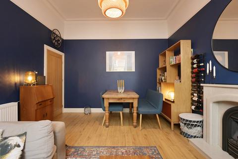 3 bedroom flat for sale, 135/3 Easter Road, Leith, Edinburgh, EH7 5QA