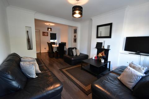 2 bedroom end of terrace house for sale, Uxbridge , UB10