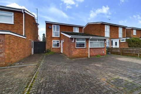 3 bedroom detached house for sale, The Gables, Aylesbury HP17