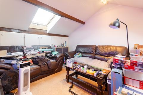 2 bedroom flat for sale, Park Road, Cross Hills BD20